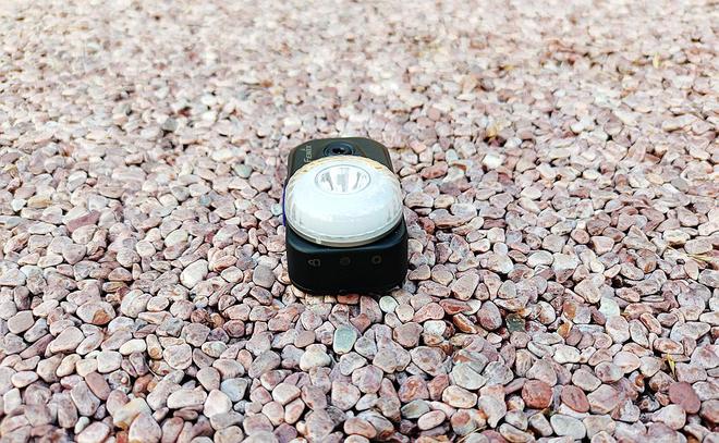 用快拆磁吸头灯：多样照明光影魔法让夜晚更炫美新葡京娱乐场appFenix HL17R多(图8)