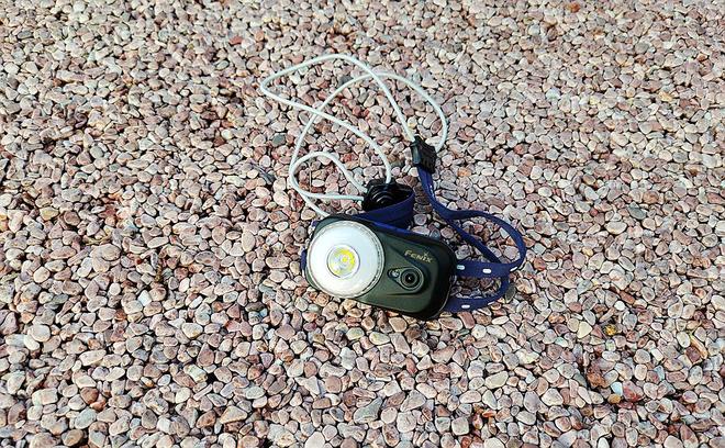 用快拆磁吸头灯：多样照明光影魔法让夜晚更炫美新葡京娱乐场appFenix HL17R多(图7)