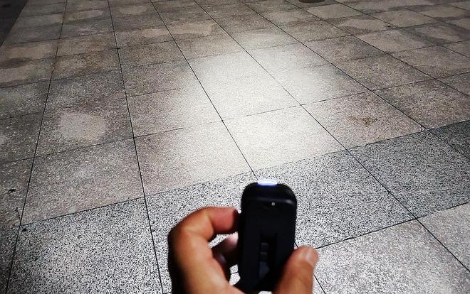 用快拆磁吸头灯：多样照明光影魔法让夜晚更炫美新葡京娱乐场appFenix HL17R多(图12)